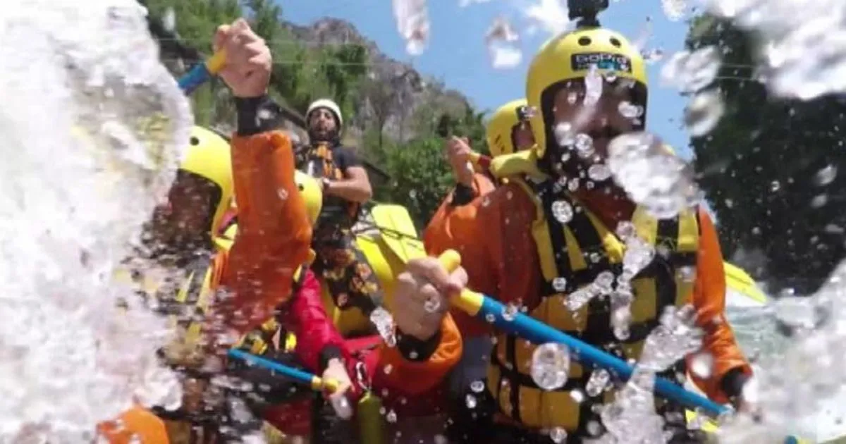 Adrenalina e discese in velocit al via stagione Rafting Marmore