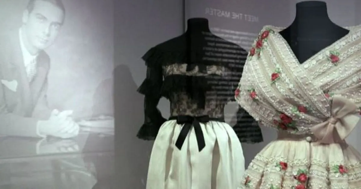 Il mito di Cristobal Balenciaga in mostra a Londra