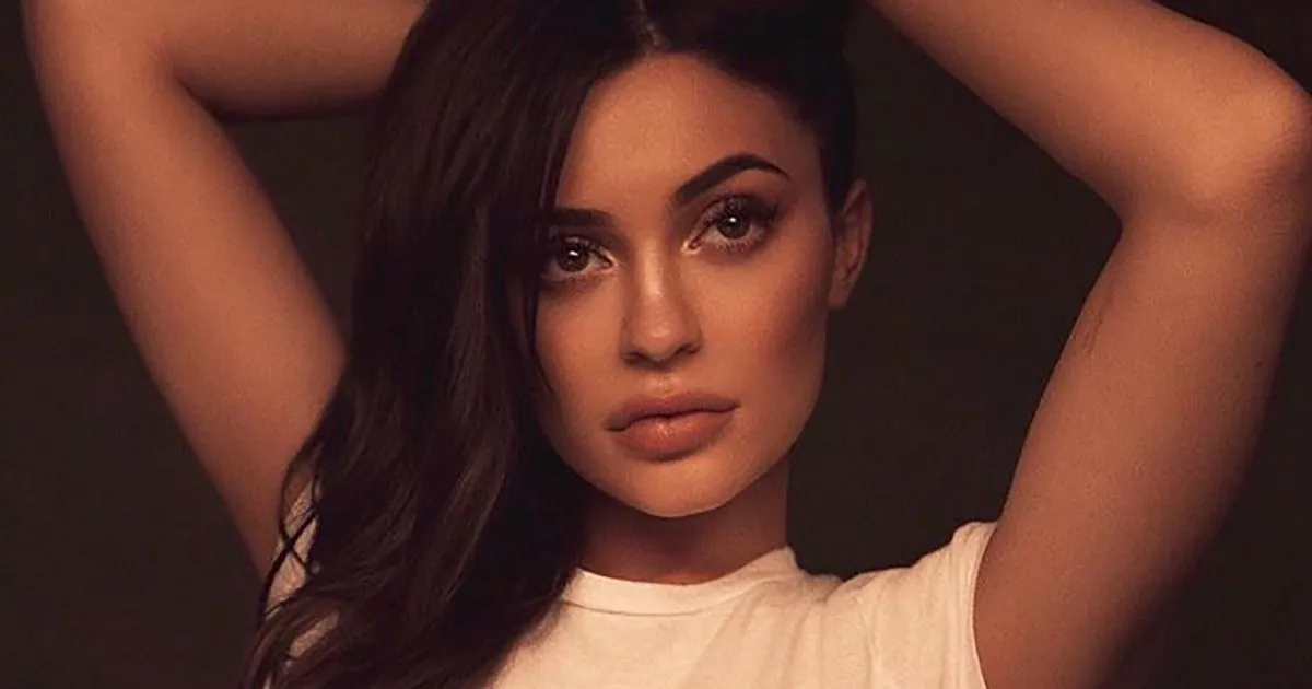 Kylie Jenner mostra la collezione di borse  su Instagram