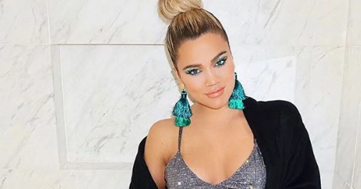 Khlo Kardashian incinta la foto con il pancione