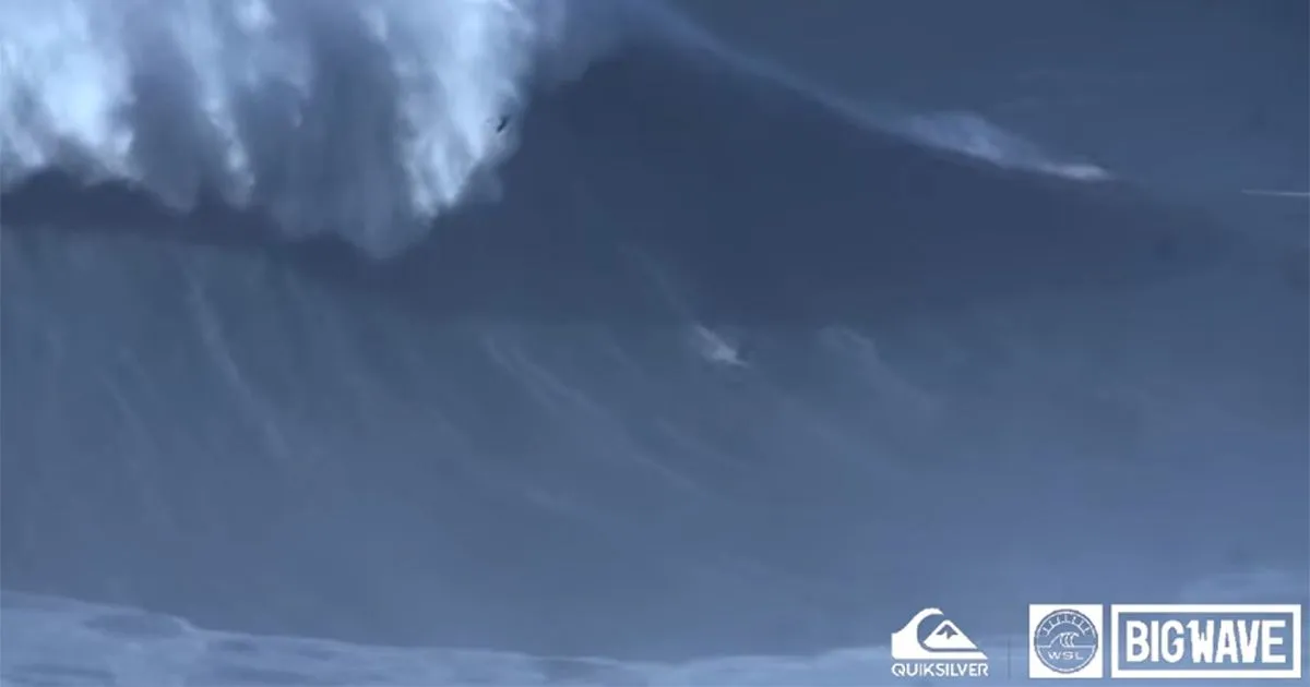 Il surfista Rodrigo Koxa vince il premio per l8217onda pi alta