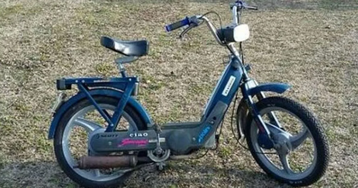 Gli rubano il motorino dopo 31 anni i carabinieri gli riconsegnano il mezzo