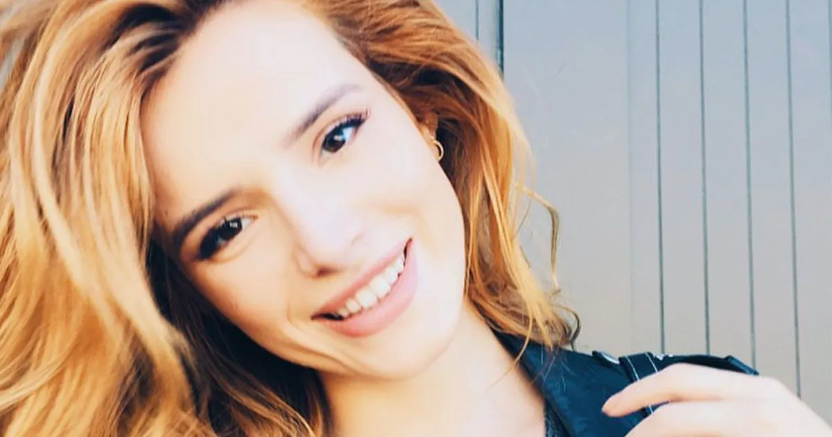 Bella Thorne il topless su Instagram che i fan apprezzano