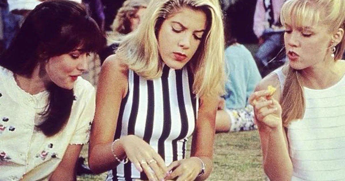 Beverly Hills 90210 Kelly e Donna fanno impazzire i fan