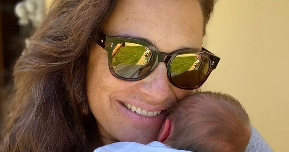 Alena Seredova di nuovo mamma e senza trucco  ancora pi bella
