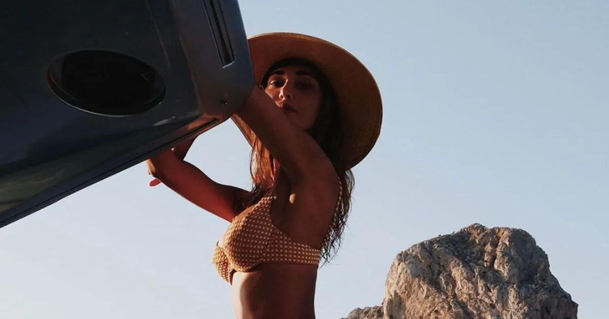 Belen Rodriguez addio a De Martino il bacio con Antonio Spinalbese