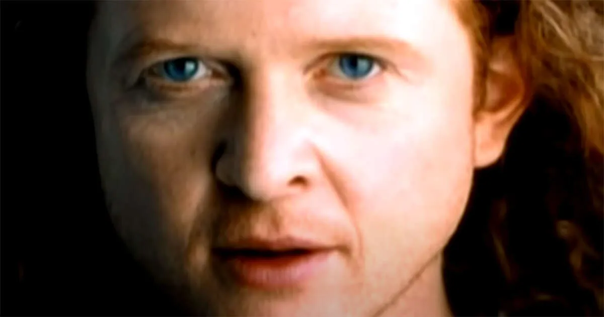 Simply Red compie 31 Stars