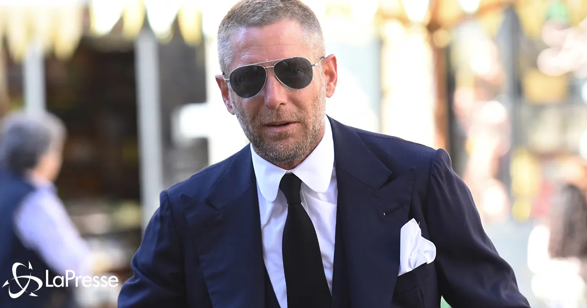 Lapo Elkann da Mara Venier fa una clamorosa gaffe in diretta tv