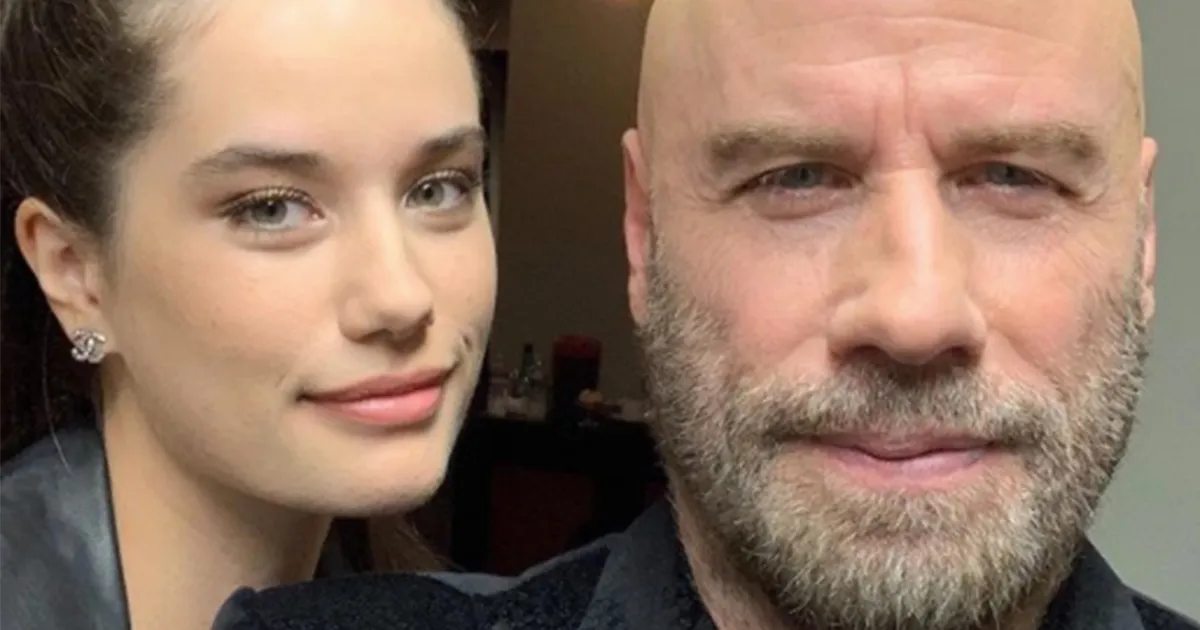 John Travolta balla come in 8220Grease8221 con la figlia Ella per il Super Bowl 2021