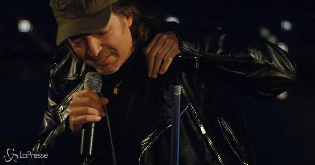 Gli auguri di Vasco Rossi ai big in gara a Sanremo