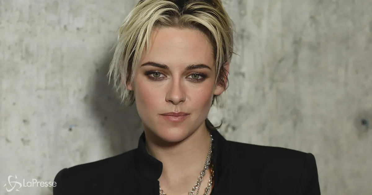 Kristen Stewart ecco come interpreter Lady Diana nel film 8220Spencer8221
