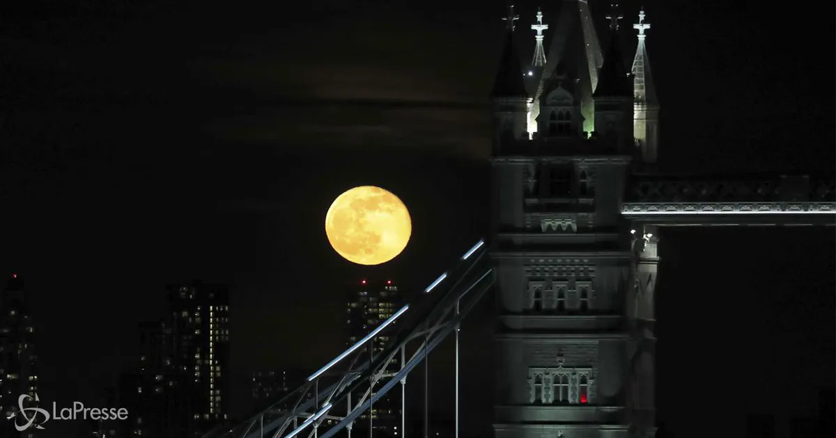 Worm Moon  arrivata la primavera lo dice anche la luna