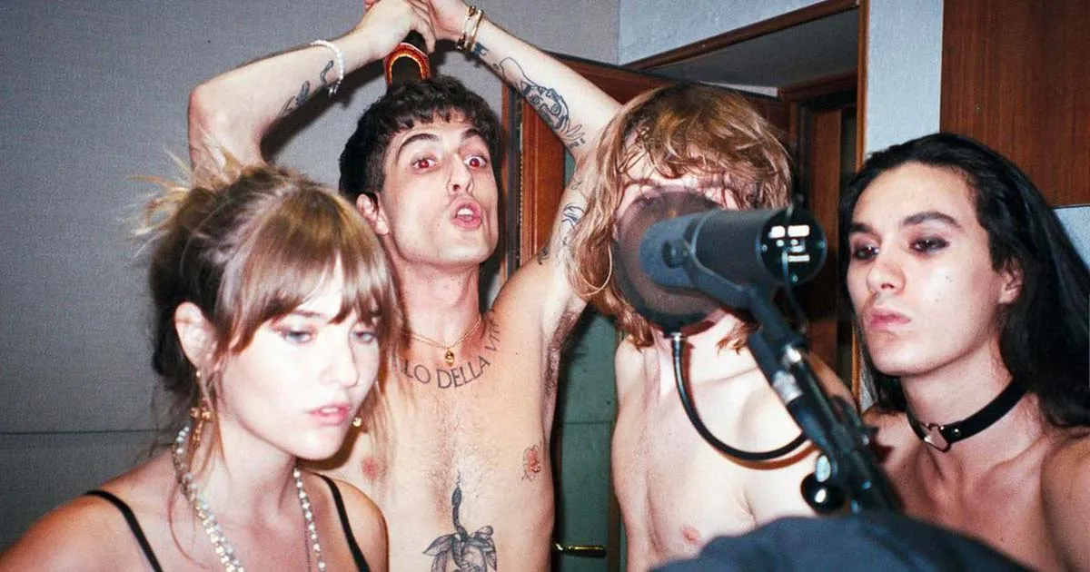 I Maneskin si spogliano le nuove foto su Instagram