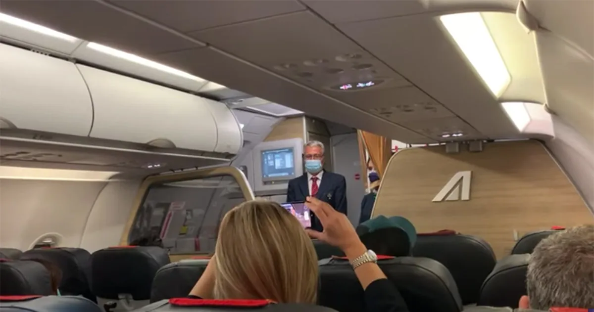 Alitalia ecco il capitano Andrea Gioia prima dellultimo volo
