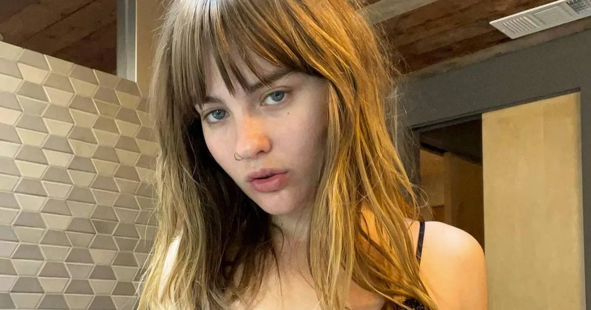 Mneskin la foto in intimo di Victoria Instagram si scatena