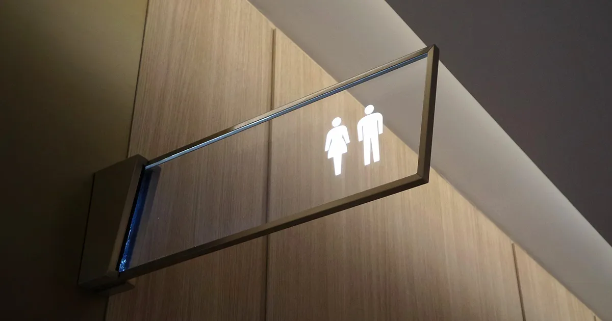 In alcune scuole italiane arrivano i primi bagni misti ecco il perch
