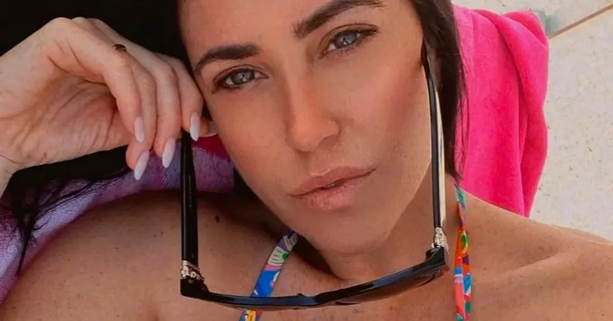 I selfie al mare di Claudia Ruggeri sono bollenti