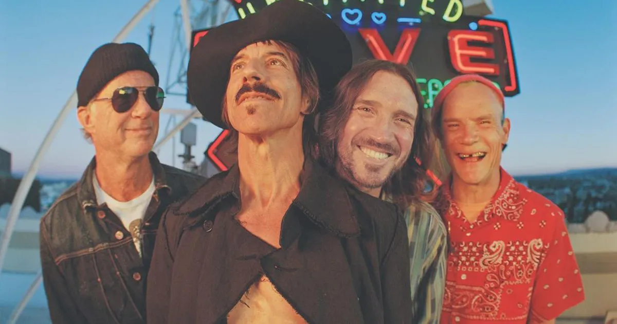 Nuovo doppio album per i Red Hot Chili Peppers Fatto con il sangue dei nostri cuori