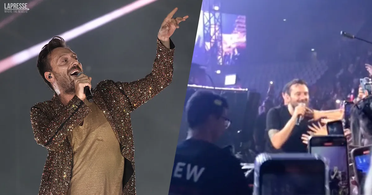 Cesare Cremonini bacia una fan durante il concerto a Roma il video virale