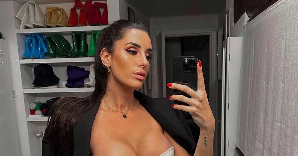 Valentina Vignali prova il nuovo look il video  bollente