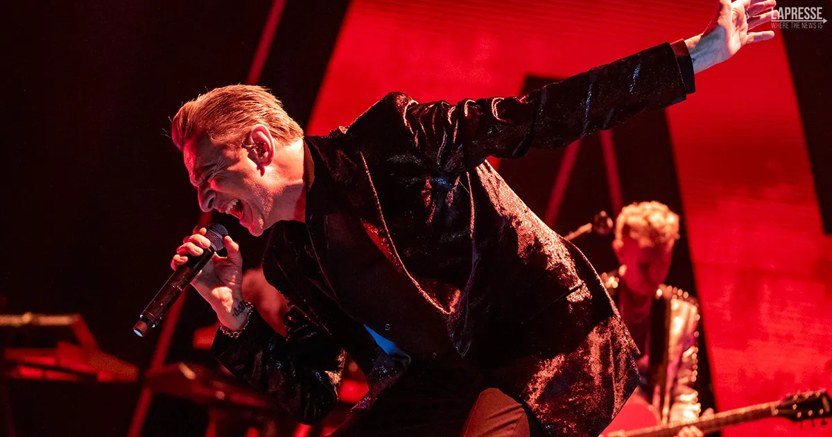 Depeche Mode Ghost Again suonata con lorchestra  fantastica