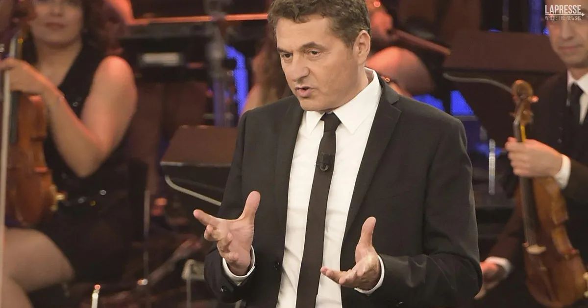 Anche Teo Mammucari lascia Tu si que vales ecco chi lo sostituir