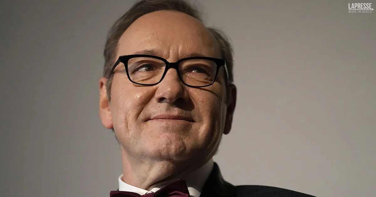 Paura per Kevin Spacey durgenza in ospedale per un sospetto infarto  stato dimesso