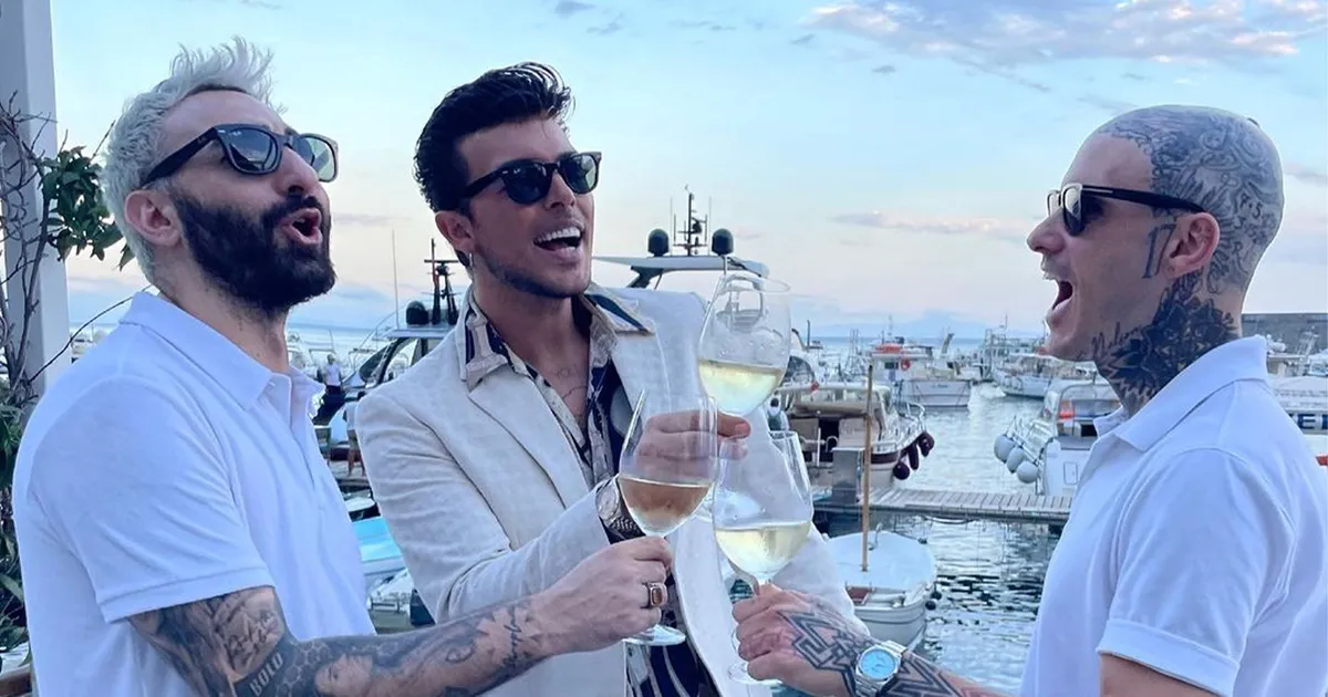 Anche la FIMI premia i The Kolors il nuovo record con la loro ITALODISCO
