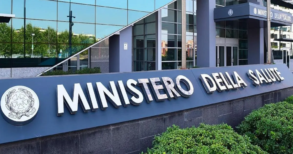 Enzimi pancreatici e allarme Fedez replica di Aifa e ministero Salute