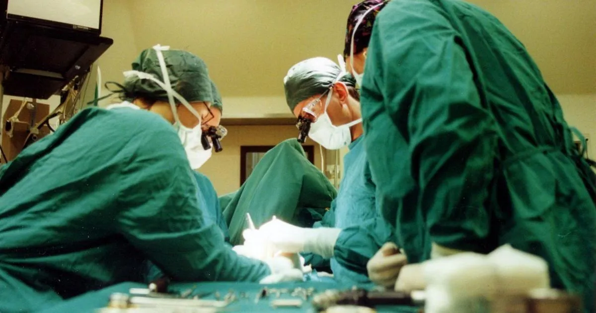 Torino le rimuovono raro tumore al cranio durante gravidanza  la prima volta
