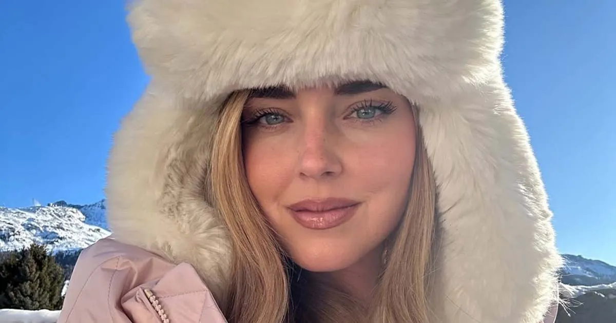 La neve ricorda lo zucchero a velo dei pandori la risposta epica di Chiara Ferragni a un hater sul Pandoro Gate