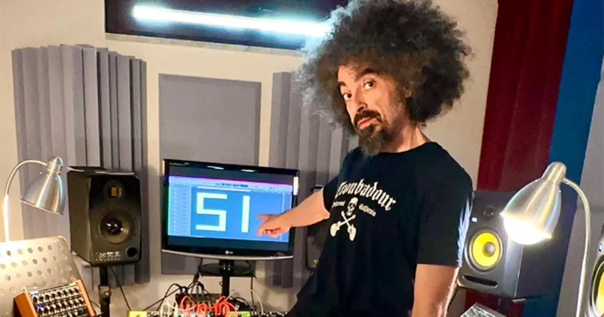 Caparezza  tornato e annuncia un nuovo album quando esce e il titolo