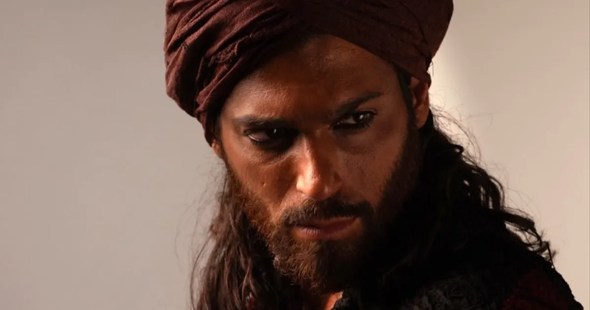 Sandokan 2025 Kabir Bedi rompe il silenzio sulla nuova serie con Can Yaman le sue parole fanno discutere