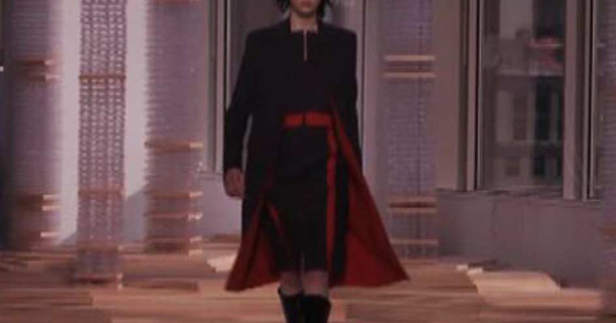 Moda, a New York le linee forti di Boss Women