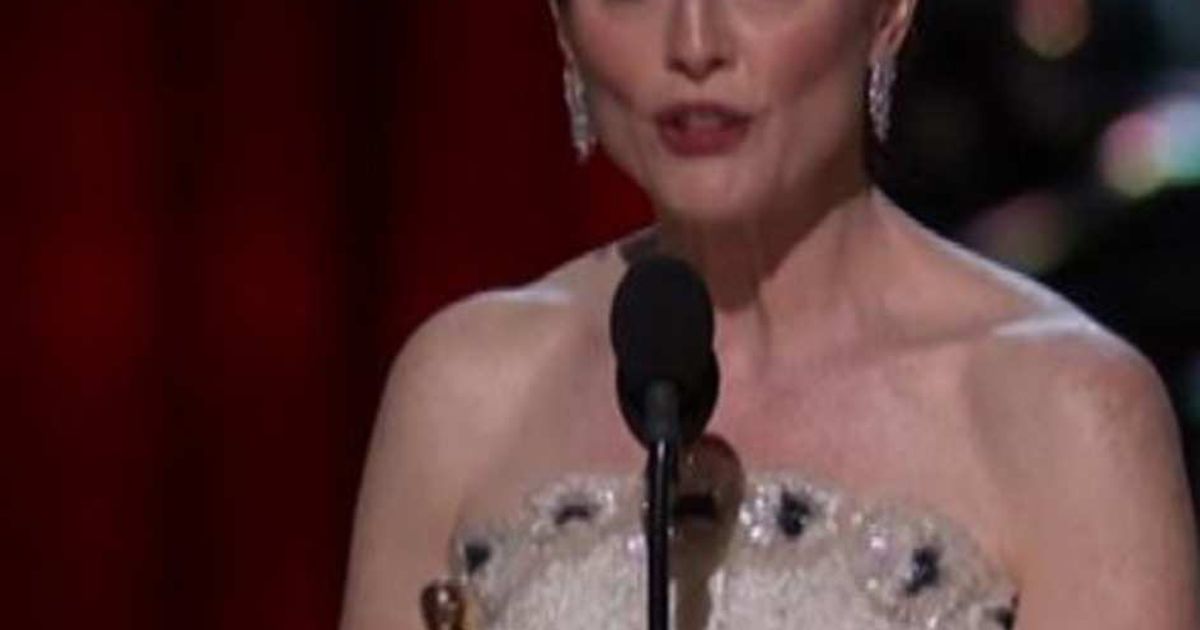Julianne Moore dedica l’Oscar ai malati di Alzheimer