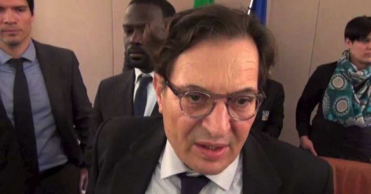 Video News 22/04/2015