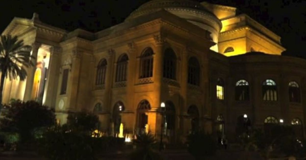 Video News 10/08/2015