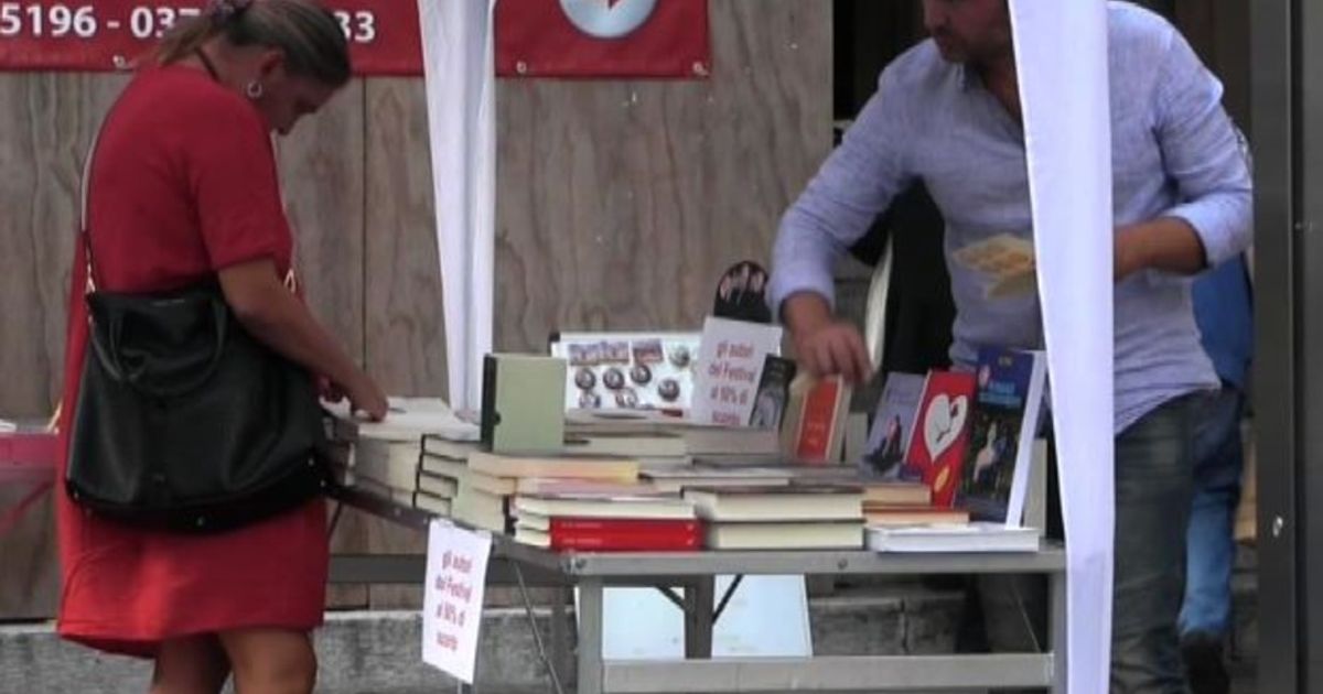 Video News 10/09/2015