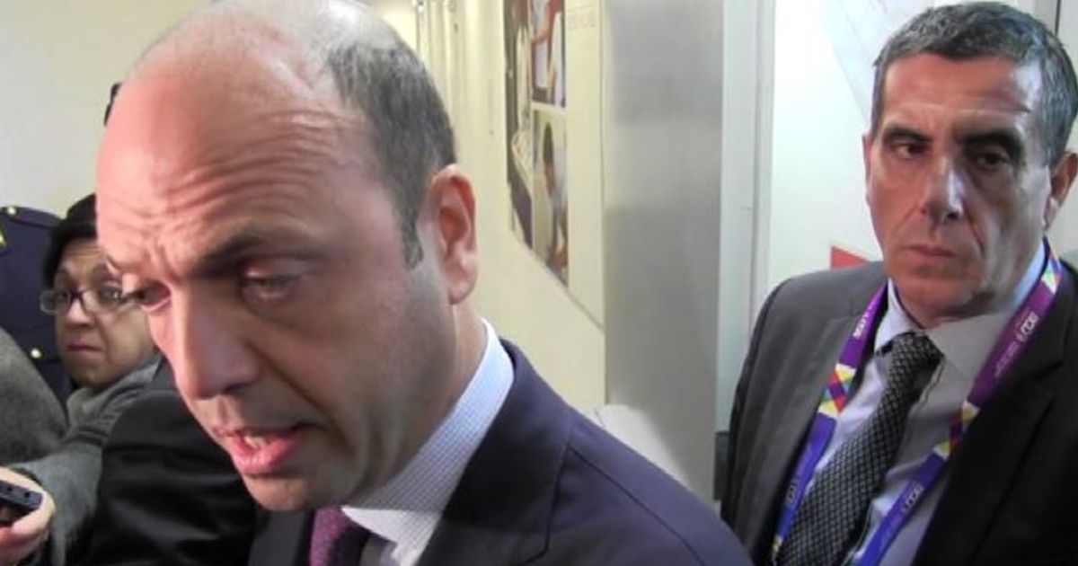 Video News 23/10/2015