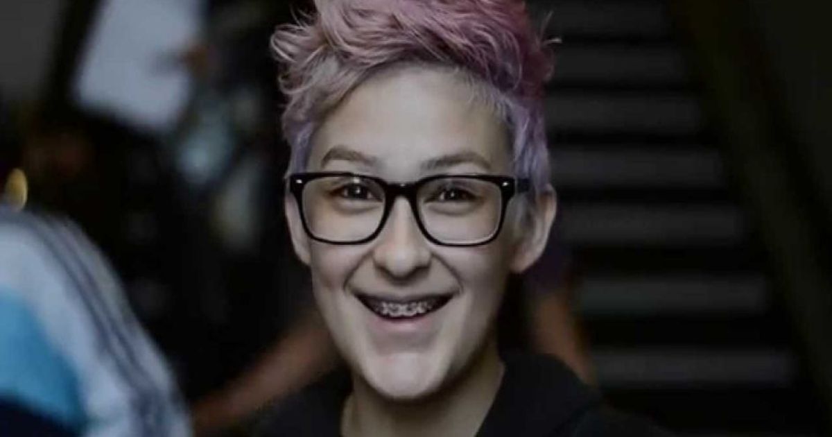 Prima dello scatto il complimento: la reazione dei modelli è una sorpresa