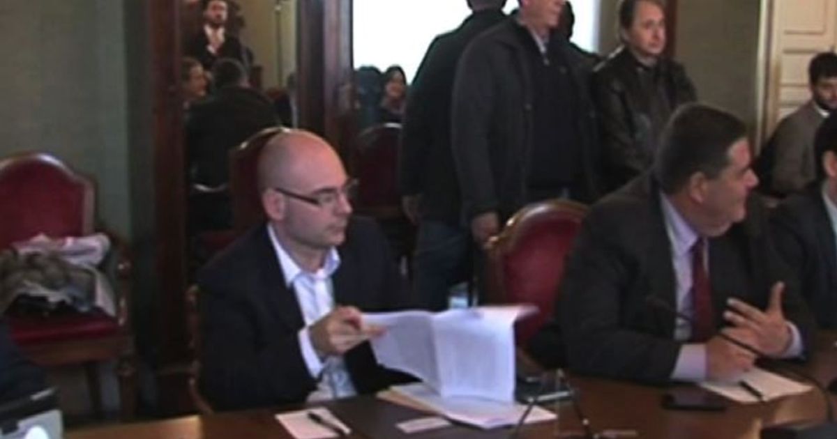 Video News 02/12/2015