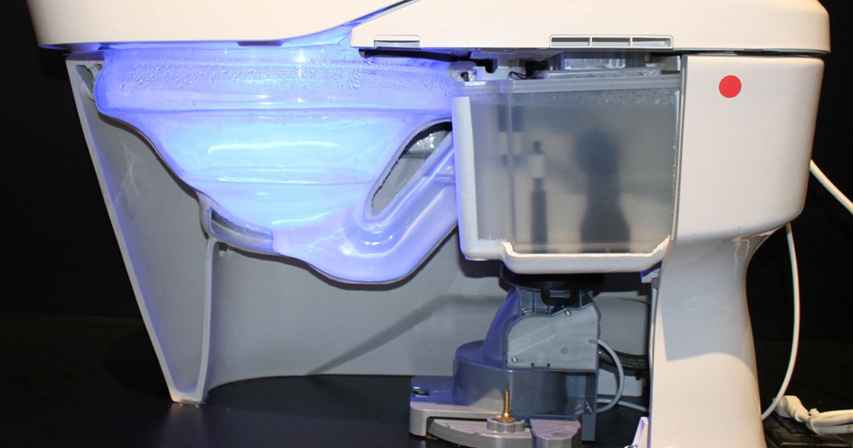 Ecco il WC dei sogni: tutto automatico e ipertecnologico… E si pulisce da solo!