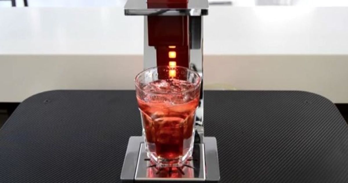 Come preparare un drink con un tablet: la Cocktails Machine