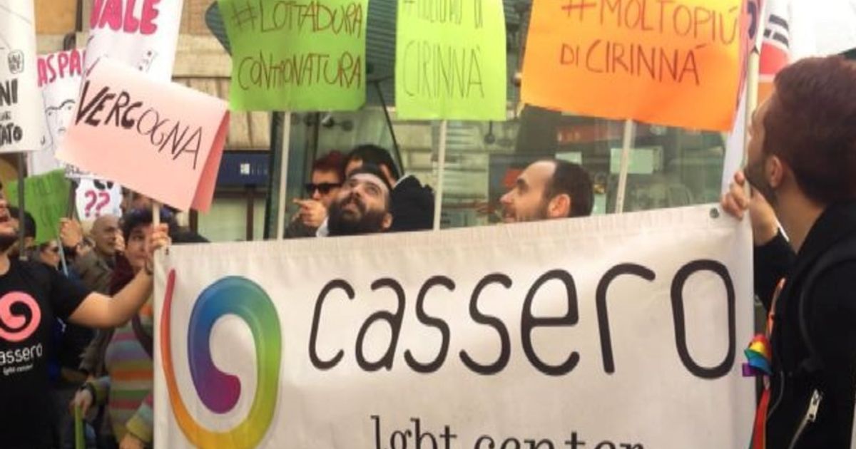 Sit-in Arcigay contro stop stepchild adoption: “Decisione grave”