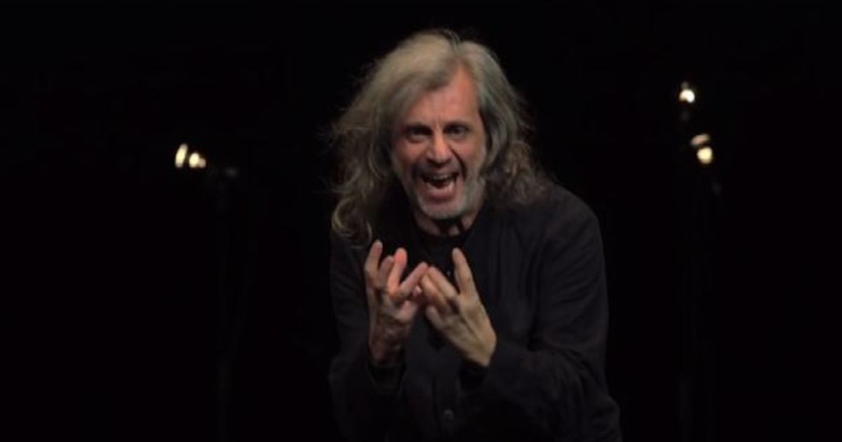 Bergonzoni al cinema con 8220Urge8221 contro le metastasi della societ