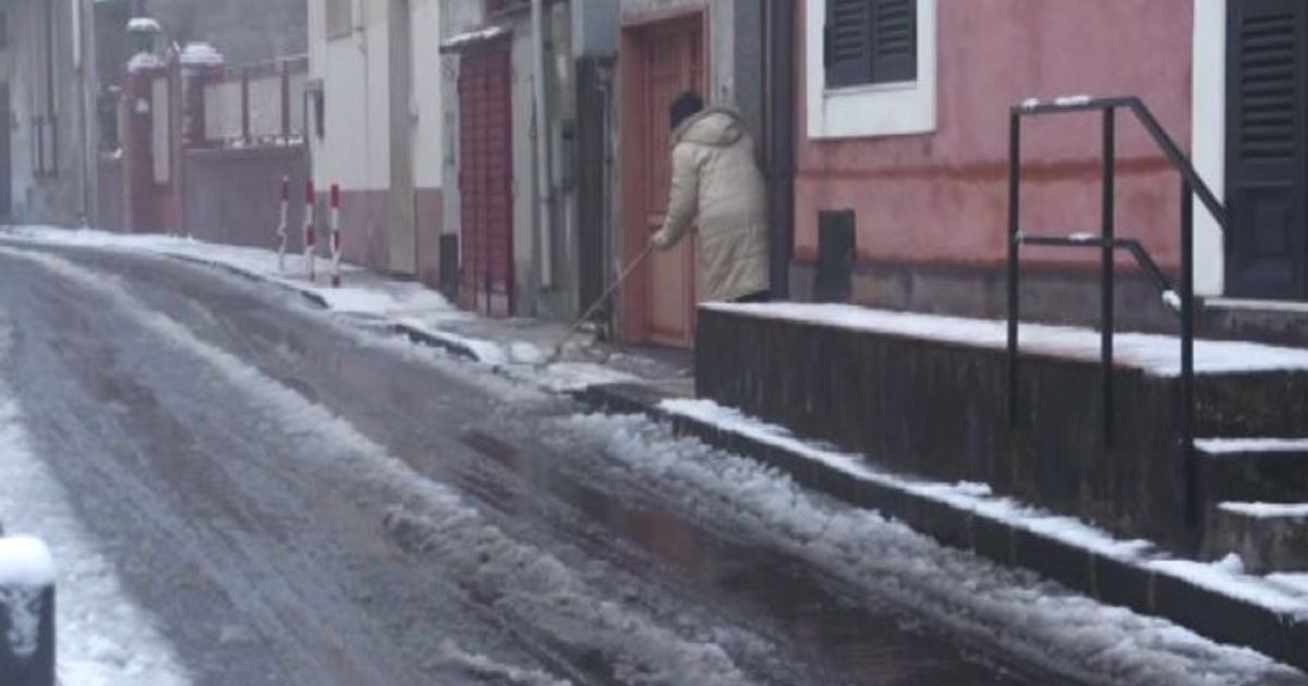 Torna l’inverno, nel fine settimana neve e pioggia sull’Italia