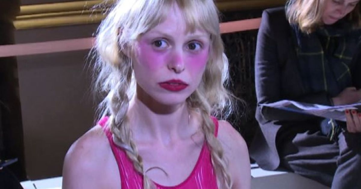 Moda Parigi, Stella McCartney tra sexy abiti e capi trapuntati