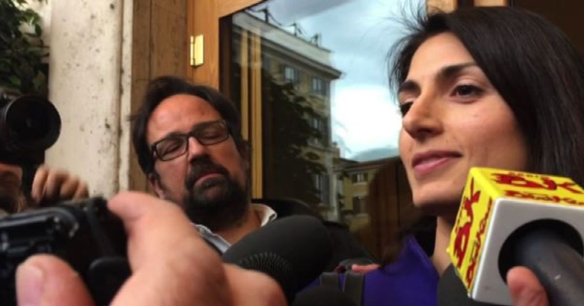 Raggi (M5S): Meloni candidata sindaco a Roma? A volte ritornano