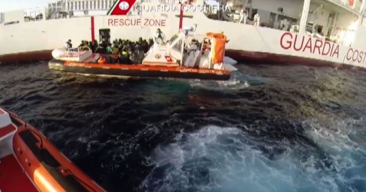 In Sicilia la Guardia Costiera salva 750 migranti