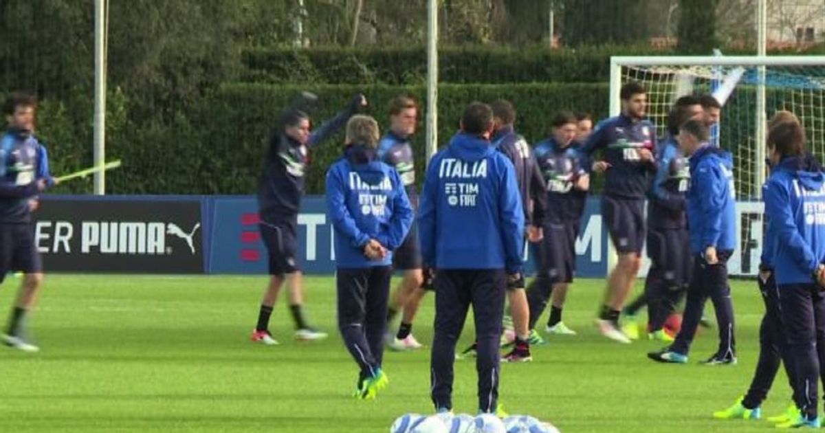 Calcio, la nazionale si prepara all’amichevole con la Spagna